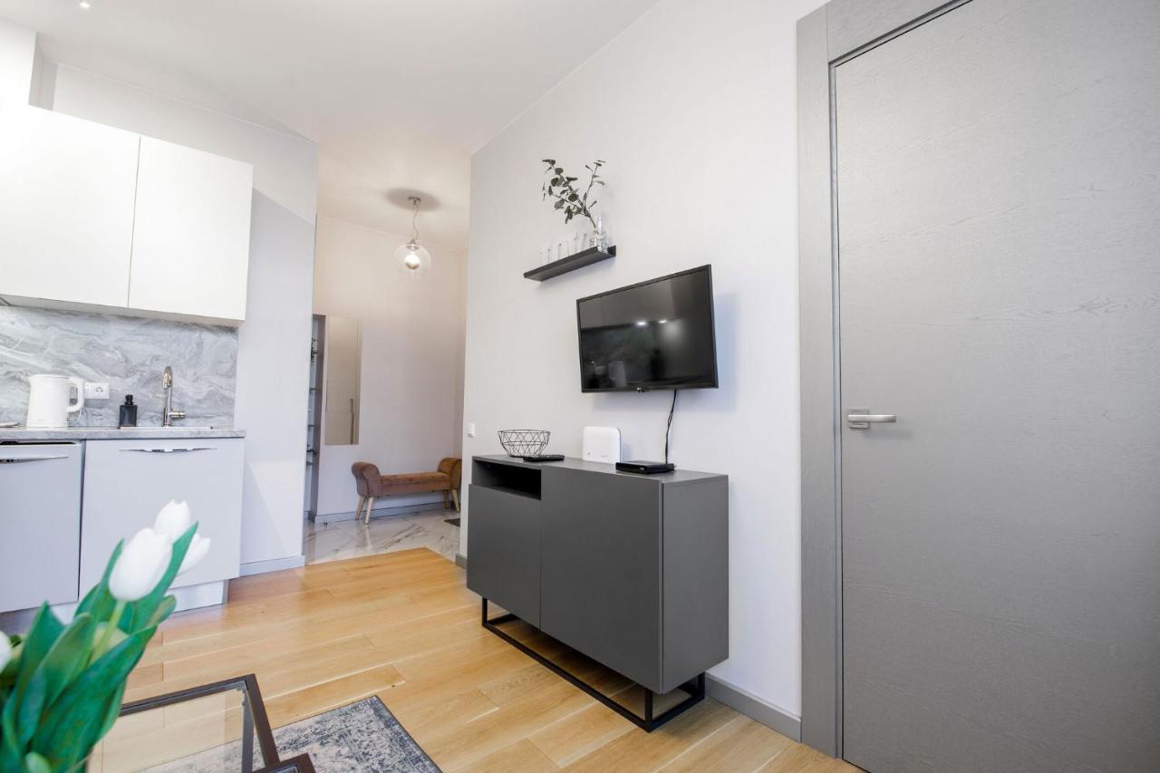 Design Apartment Loft Majori With Large Terrace ยูร์มาลา ภายนอก รูปภาพ